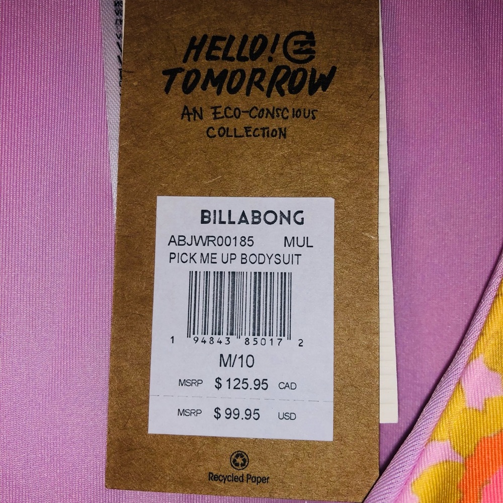 Billabong 1 piece bathing suit - Picture 6 of 9